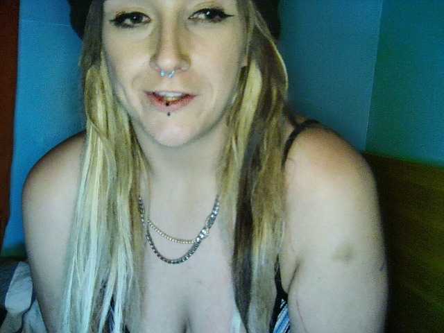 go to chat with cutiekayls