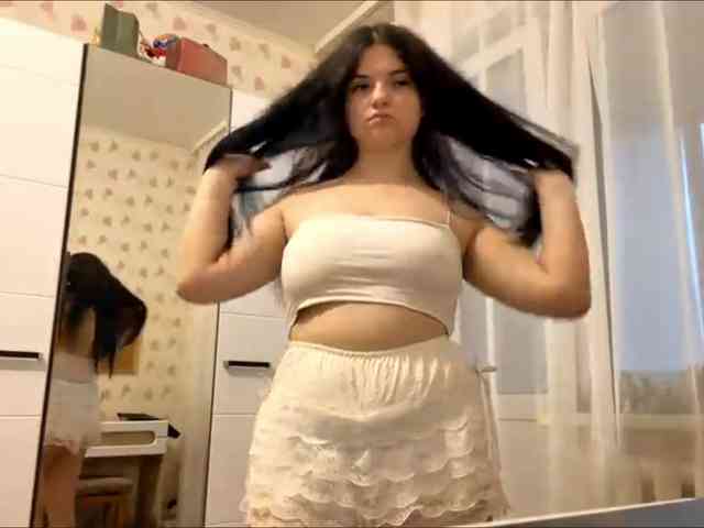 JuliannaHattier webcam