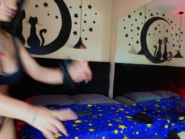 LexiSttar live webcam show