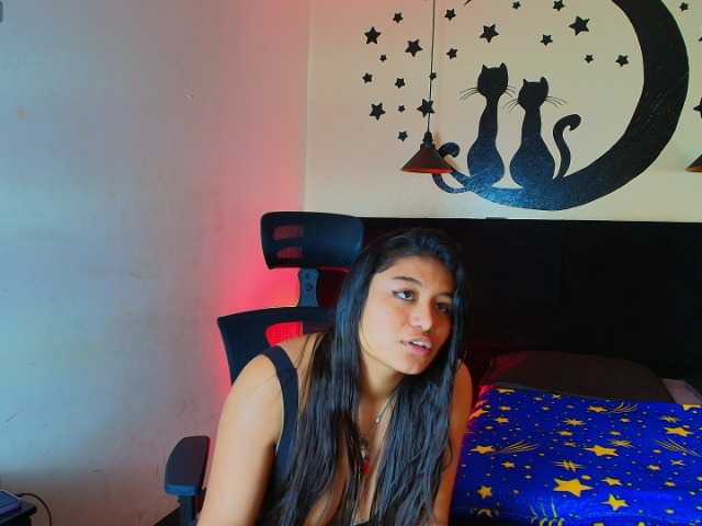 LexiSttar live webcam show