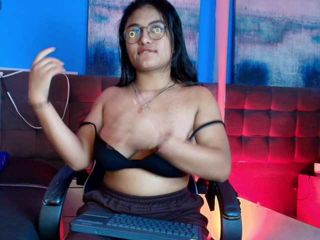 LexiSttar live cam on BongaCams