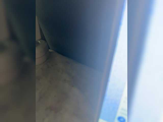 AnnaMaks6576 live cam on BongaCams