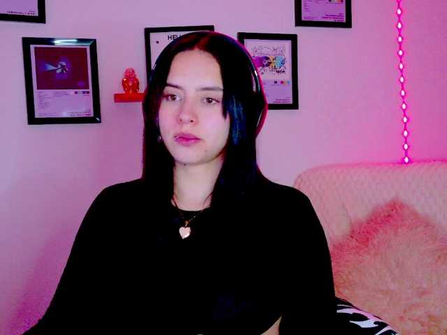 Zeninn live cam on BongaCams