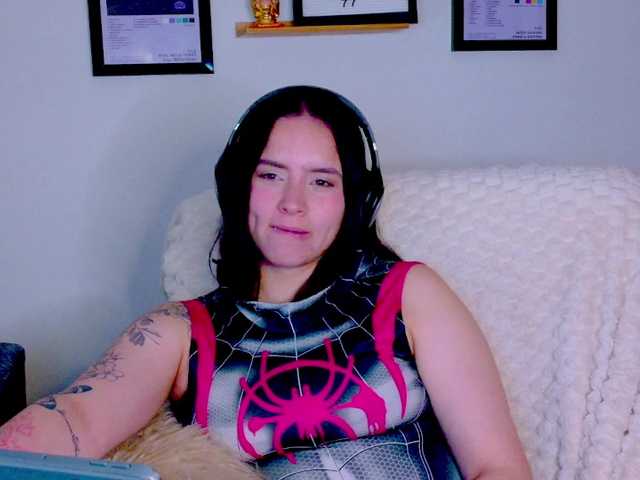 Zeninn live cam on BongaCams