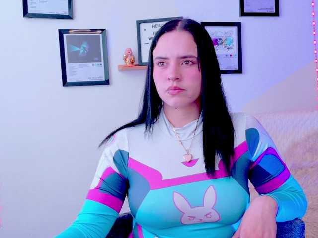 Zeninn live cam on BongaCams