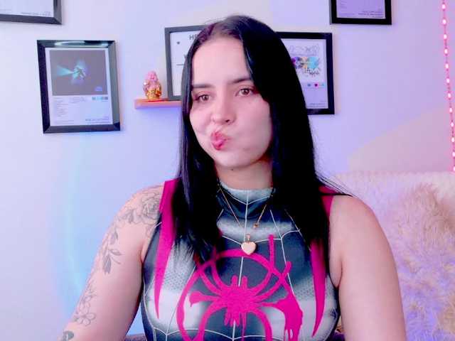 Zeninn live cam on BongaCams