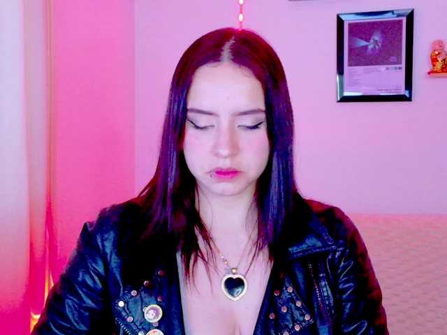 Zeninn live cam on BongaCams
