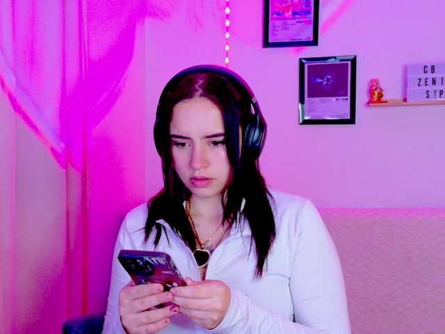 Zeninn live cam on BongaCams