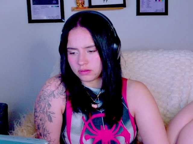 Zeninn live cam on BongaCams