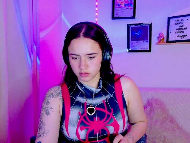 Zeninn live cam on BongaCams