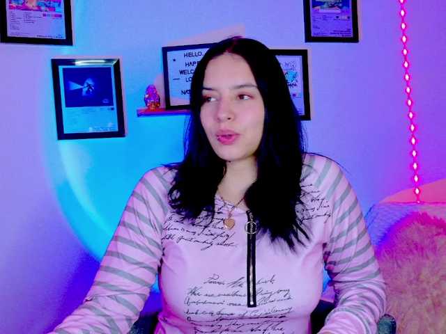 Zeninn live cam on BongaCams