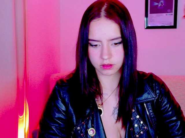 Zeninn live cam on BongaCams