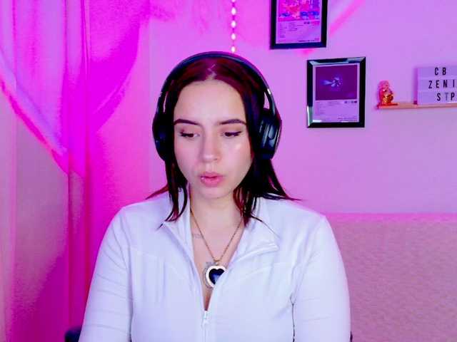 Zeninn live cam on BongaCams