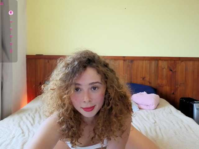 Cherry-Adams live cam on BongaCams