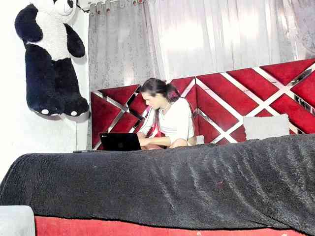 BabyLolatop Live Webcam on BongaCams