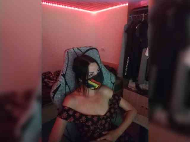 Nico1906-kiss1 webcam
