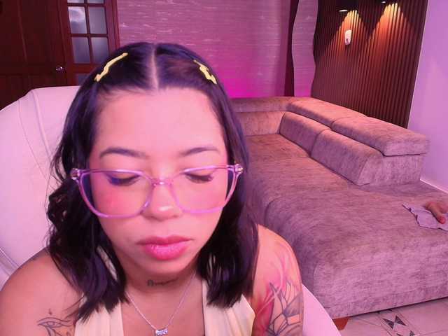 rachel-collins live cam on BongaCams