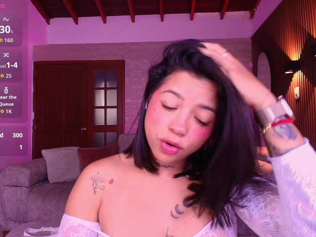 rachel-collins live cam on BongaCams