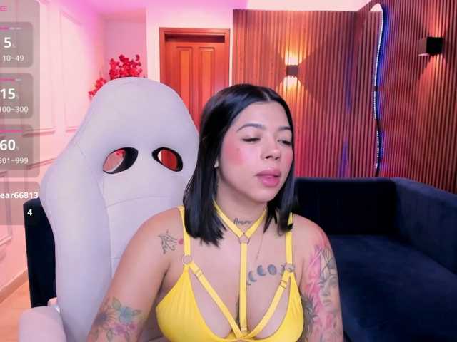 rachel-collins live cam on BongaCams