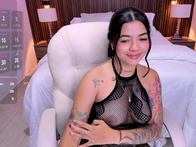 rachel-collins live cam on BongaCams