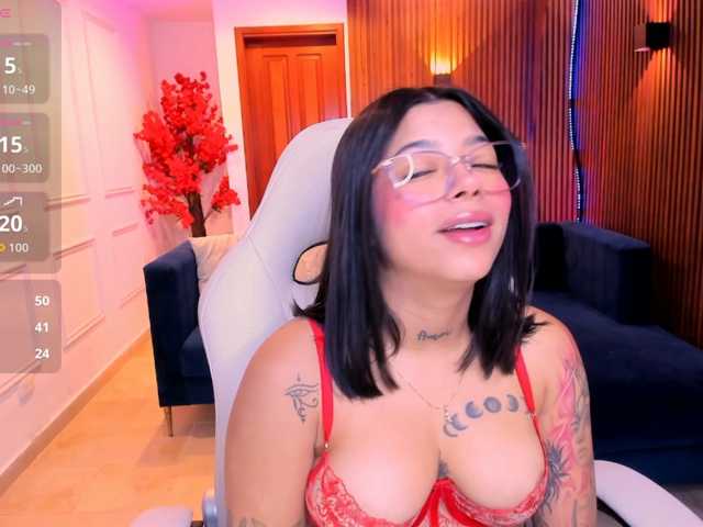 rachel-collins webcam bongacams model stream image