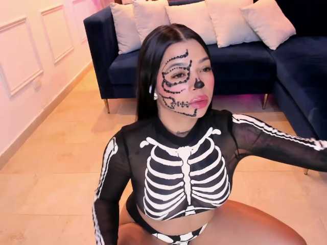 rachel-collins live cam preview