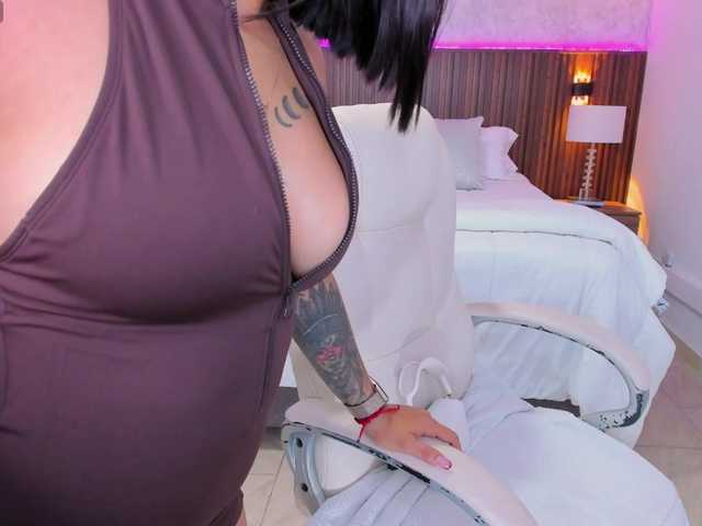 rachel-collins live cam on BongaCams