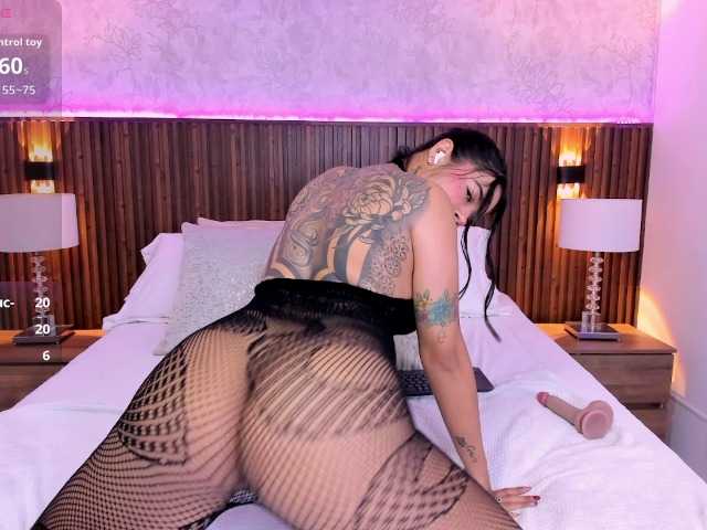 rachel-collins live cam on BongaCams