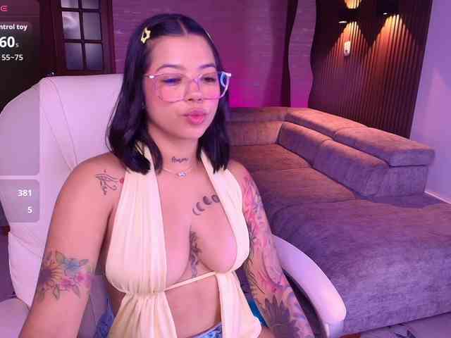 rachel-collins webcam