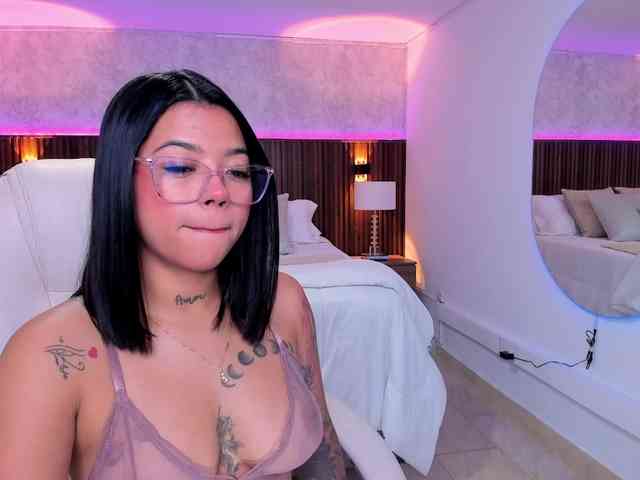 rachel-collins webcam