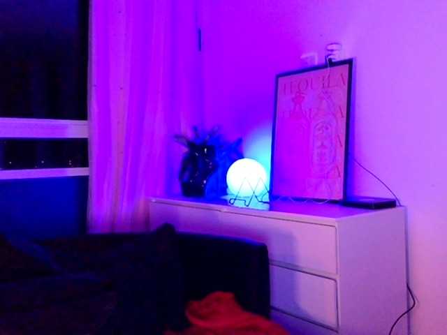 Skadii live cam on BongaCams