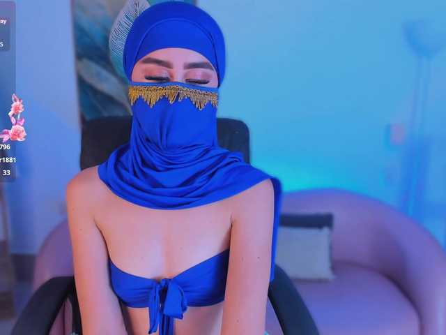 Alina-Malak live cam on BongaCams