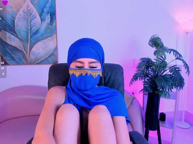 Alina-Malak live cam on BongaCams