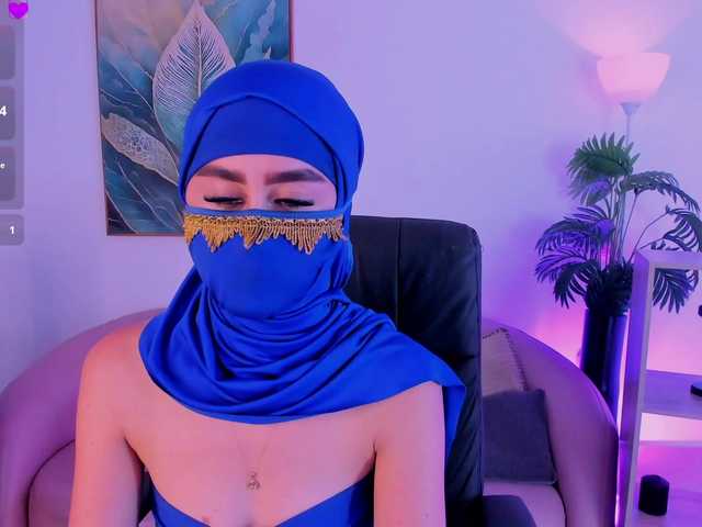Alina-Malak live cam preview