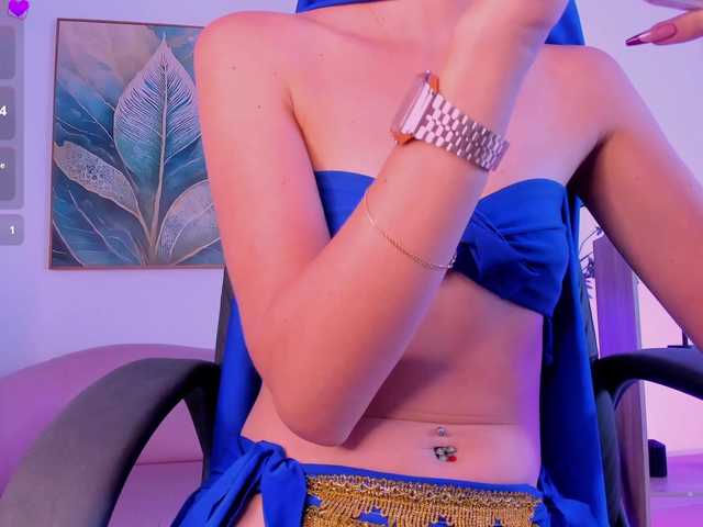 Alina-Malak live cam on BongaCams
