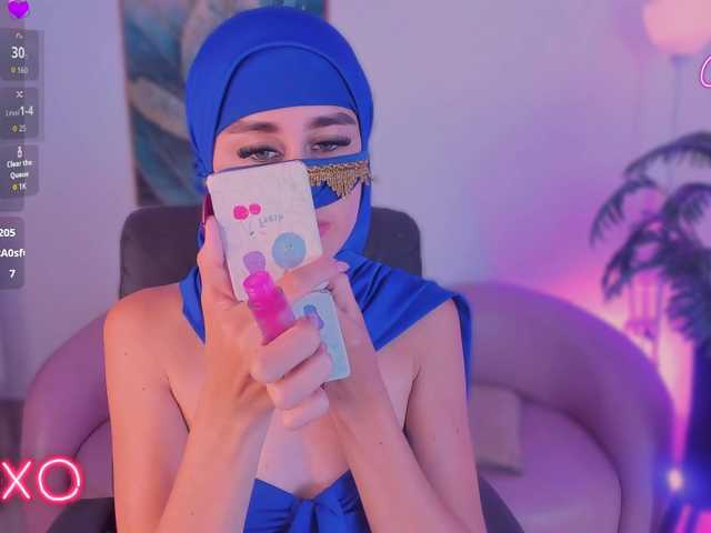 Alina-Malak live cam on BongaCams
