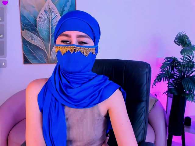 Alina-Malak live cam on BongaCams