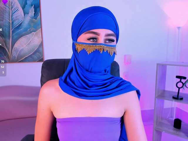 Alina-Malak live cam on BongaCams