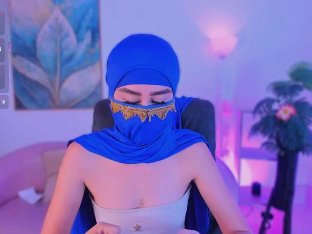 le modèle Alina-Malak est en webcam porno dans un show sur le site bongacams, il possède les tags suivants: Arab,Blonde,Trimmed