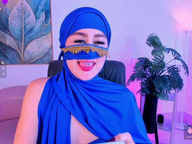 Alina-Malak live cam on BongaCams