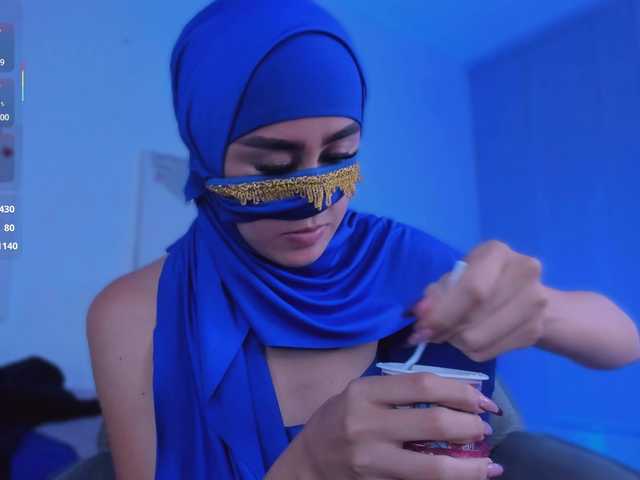 Alina-Malak live cam on BongaCams