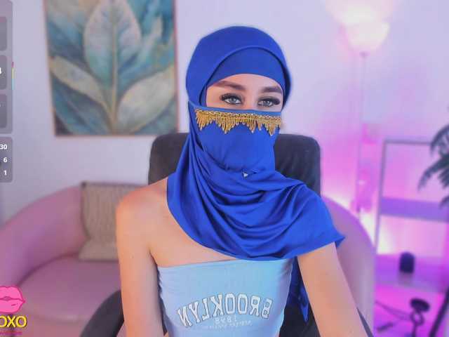 Alina-Malak live webcam show