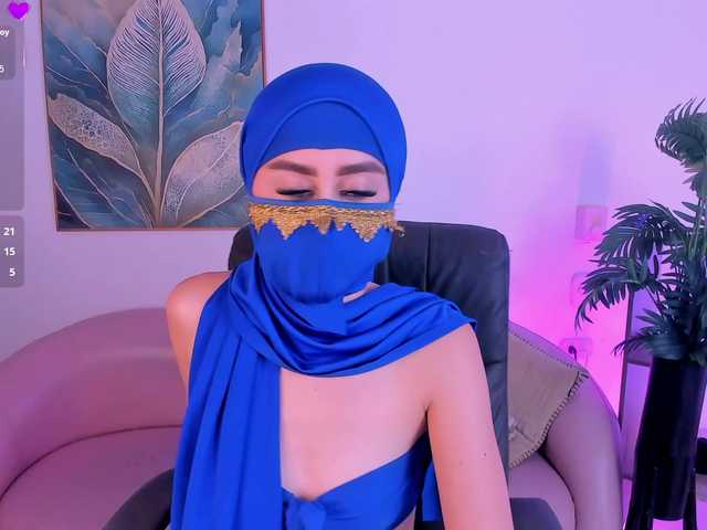 Alina-Malak live cam on BongaCams