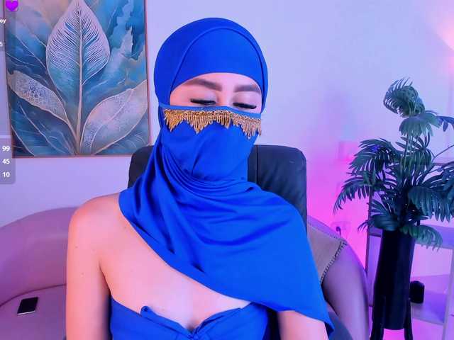 Alina-Malak live cam on BongaCams