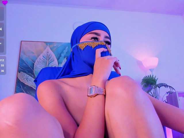 Alina-Malak live cam preview