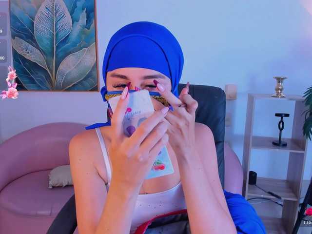 Alina-Malak live cam on BongaCams