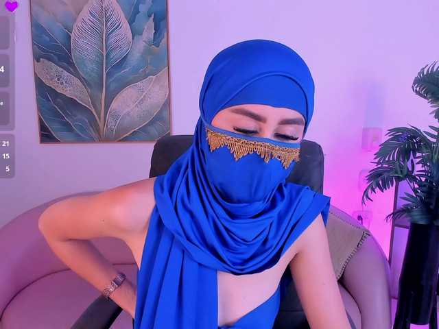 Alina-Malak live cam on BongaCams