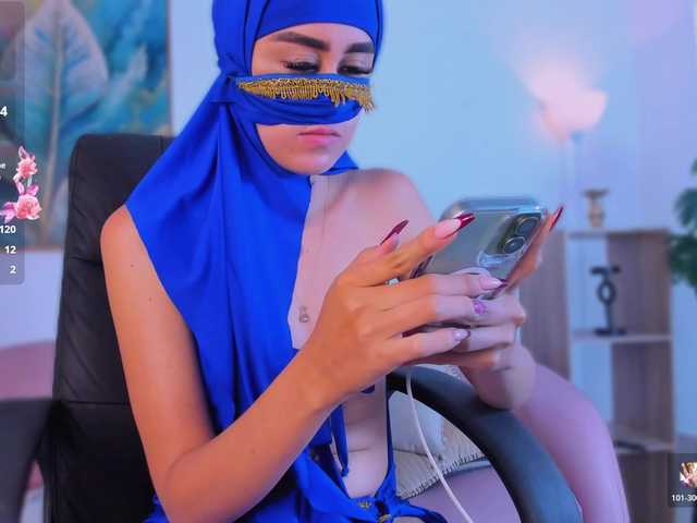 Alina-Malak live cam on BongaCams
