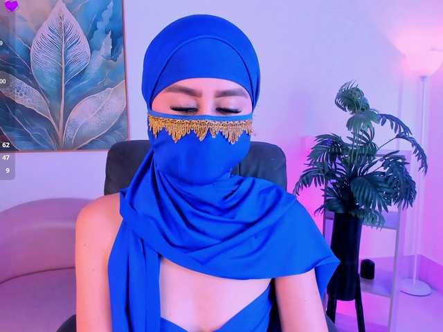 Alina-Malak live cam on BongaCams