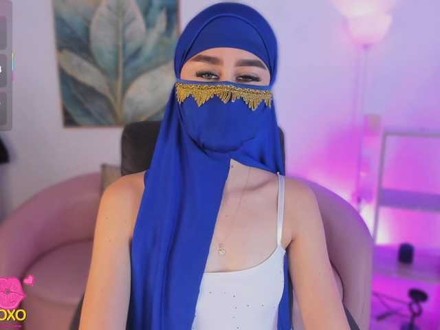 Alina-Malak live webcam show